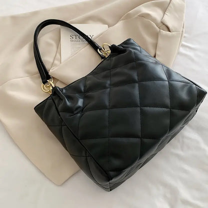 Quilted Pattern Letter Patch Shoulder Bag