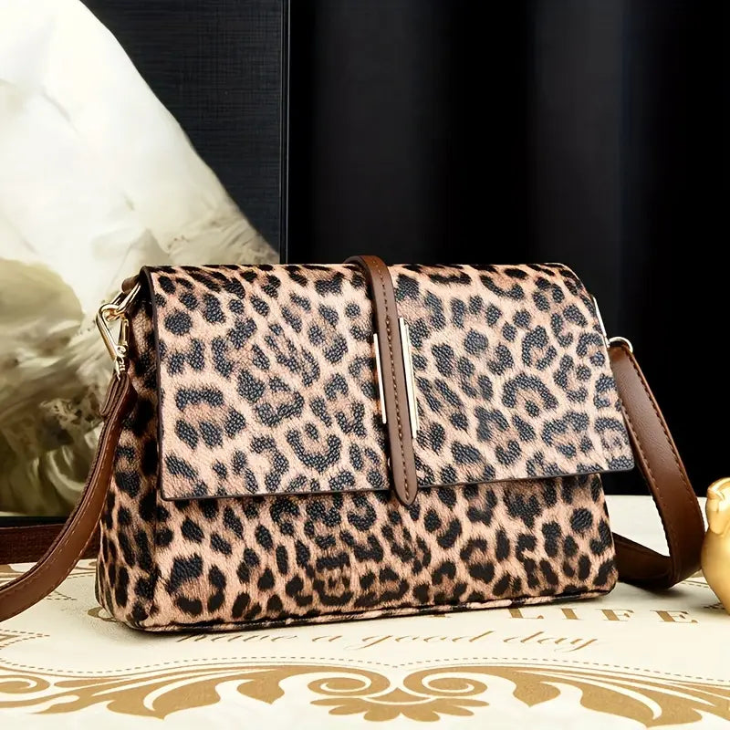 Chic Leopard Print Crossbody Bag