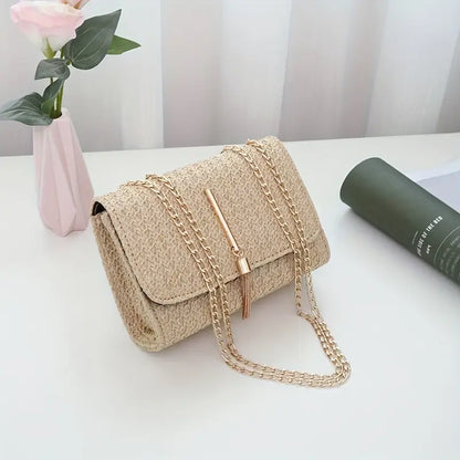 Visually Appealing Woven Crossbody Bag